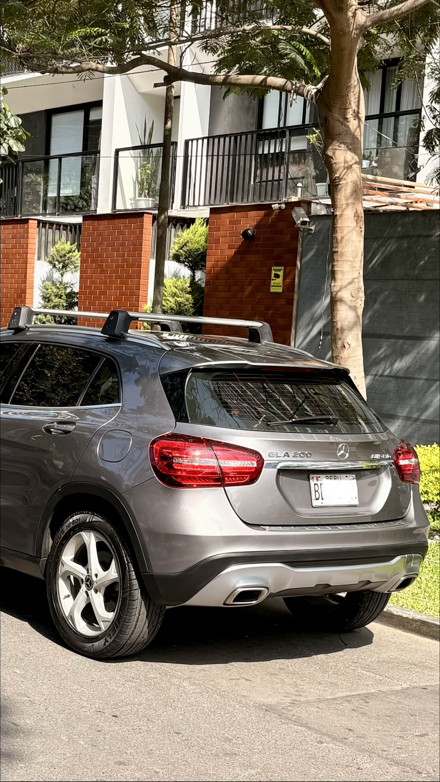 REMATO POR VIAJE – MERCEDES-BENZ GLA200 SPORT 2018 · foto 3