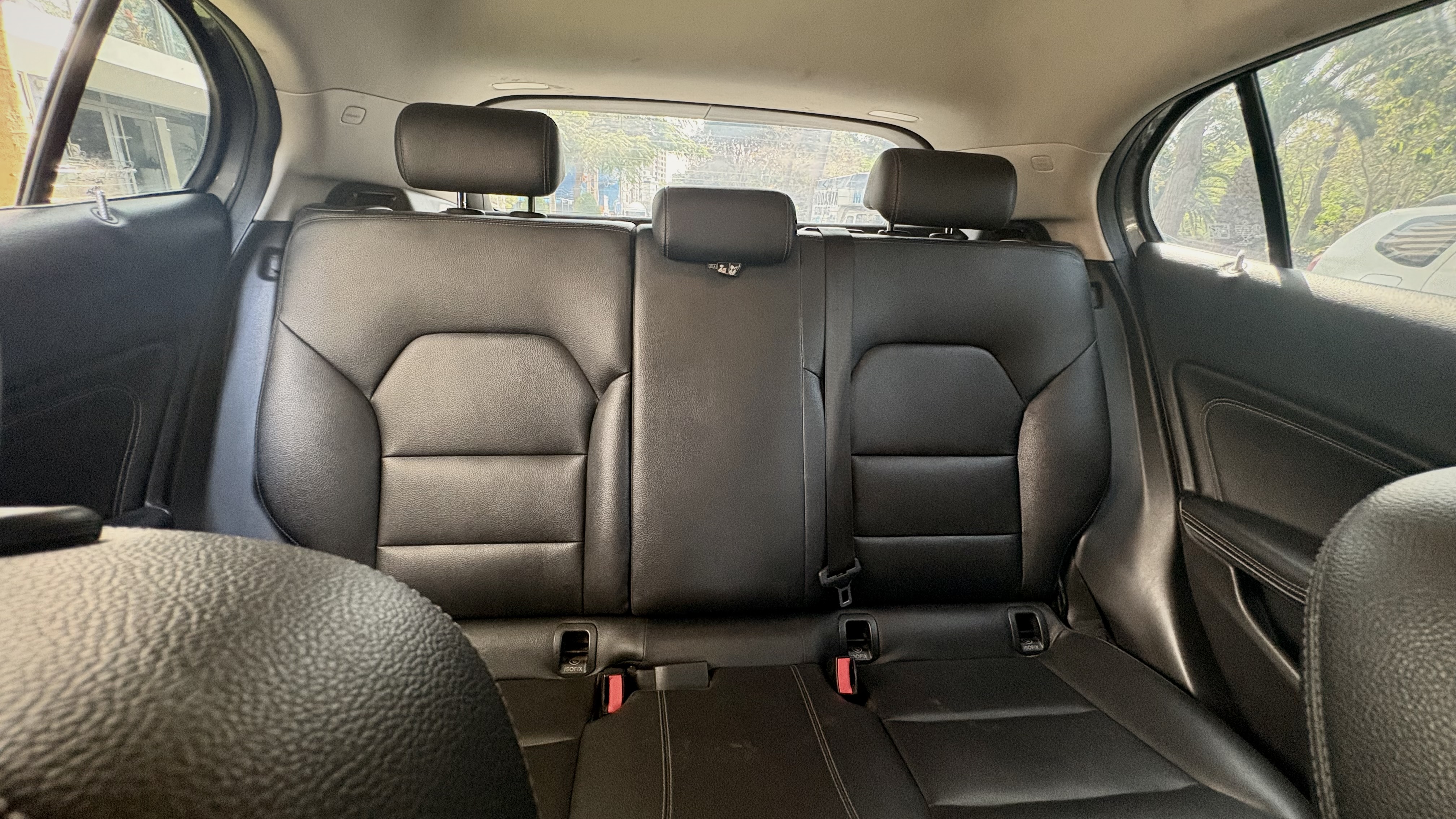 REMATO POR VIAJE – MERCEDES-BENZ GLA200 SPORT 2018 · foto 7